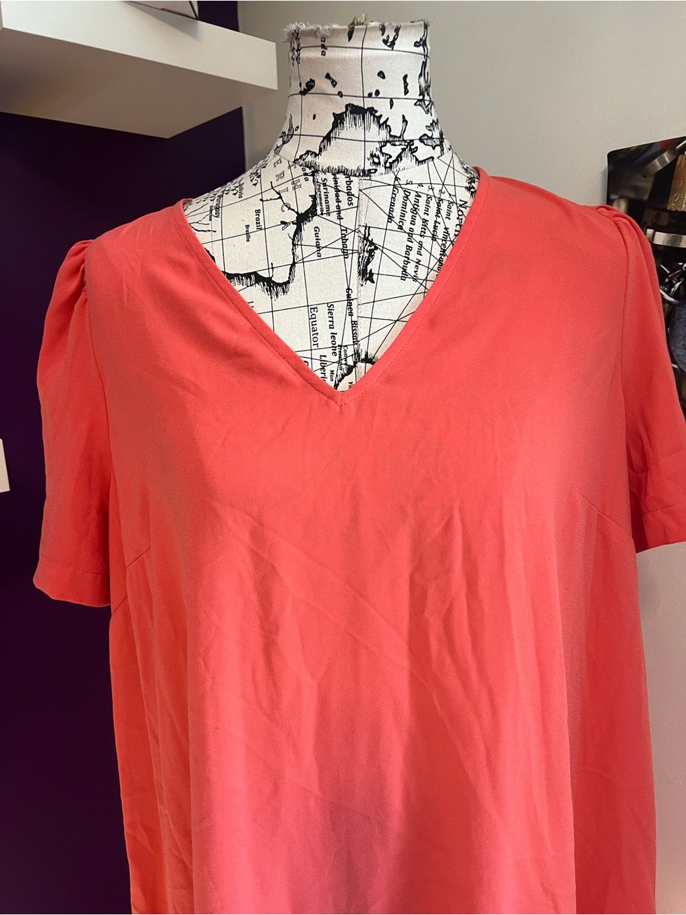 7 for $30 A New Day Short Sleeve Women’s Coral V‑Neck Ruffle Hem Top - Picture 2 of 8